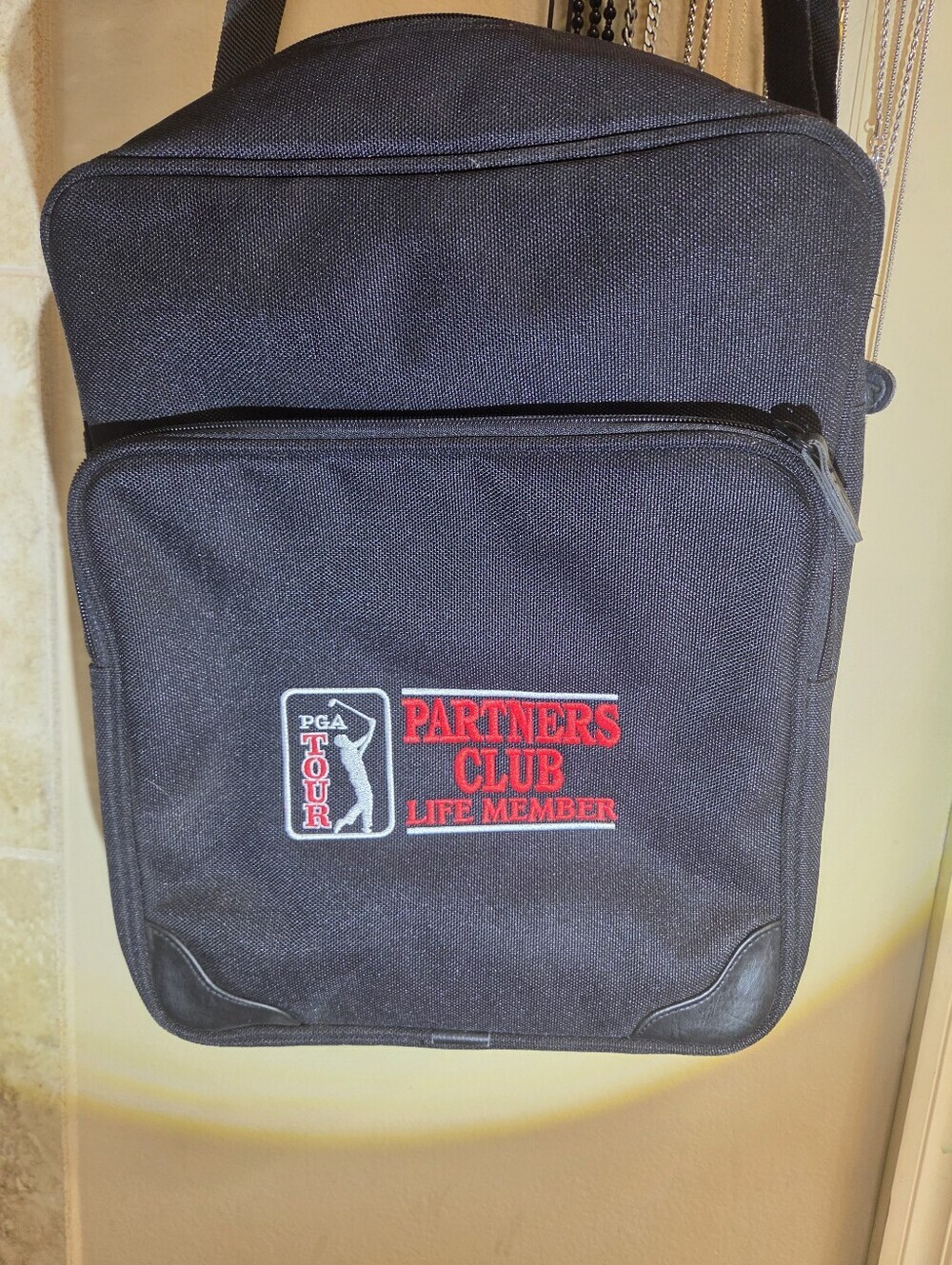 PGA Tour Partners Club Life Member Black Crossbody Travel Bag OS
